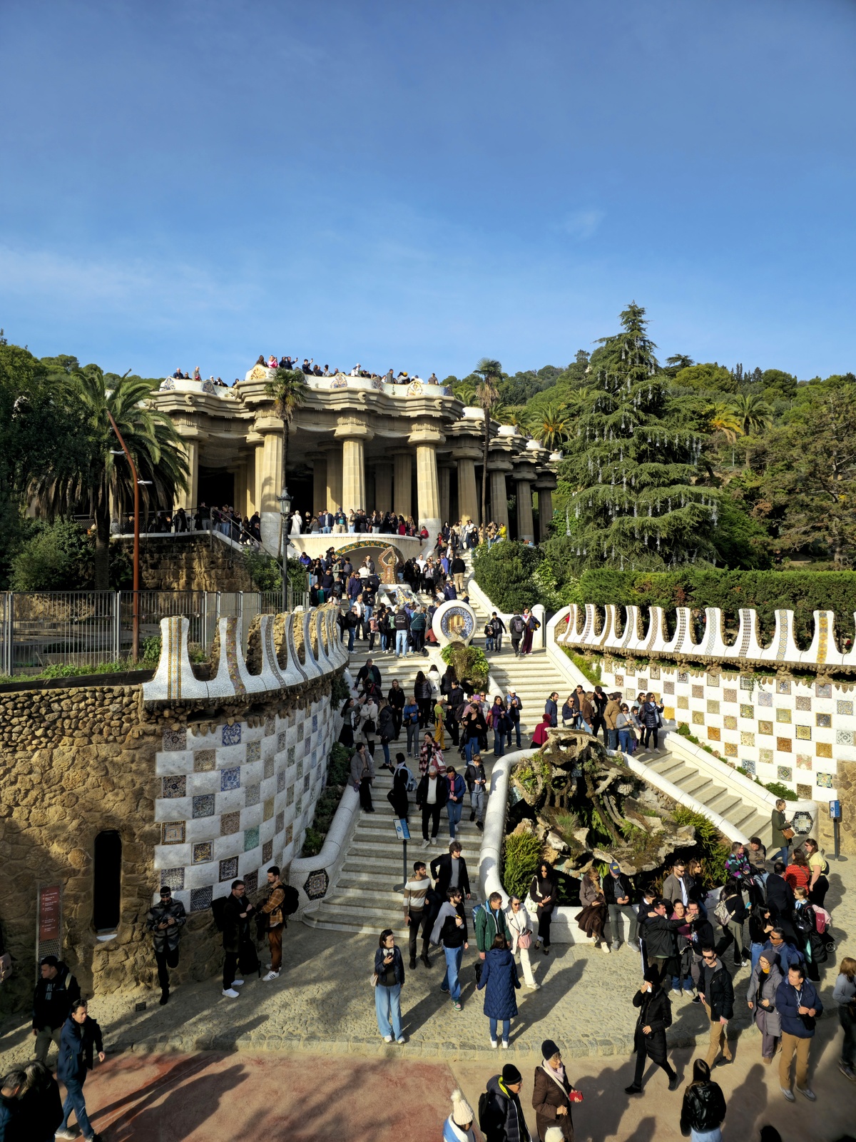 구엘공원 입구 드래건 계단.