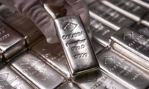 칩 쌓을수록 '은'이 마른다…AI가 부른 귀금속의 변신