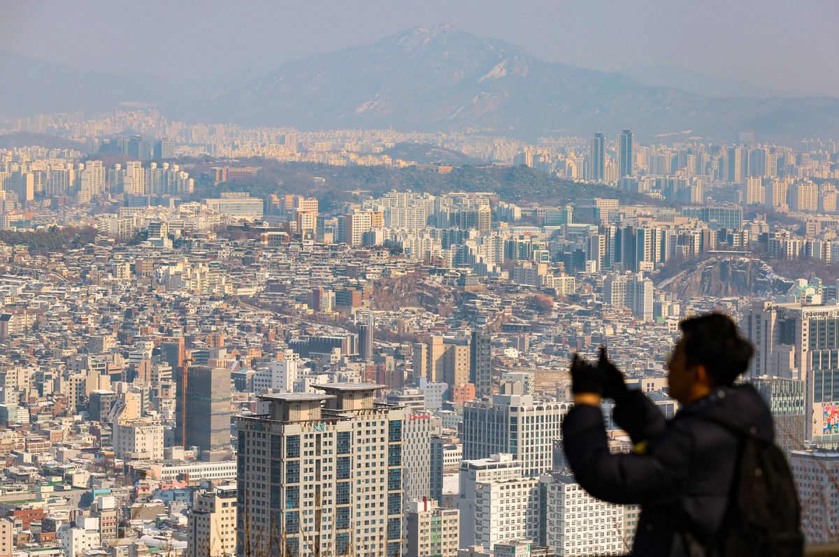 서울 남산에서 바라본 시내 아파트 모습.&nbsp; &nbsp;연합뉴스