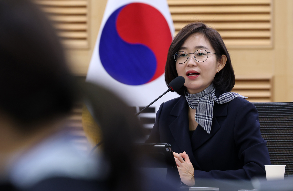 진보당 김재연 상임대표가 11일 국회 의원회관에서 열린 기자간담회에서 모두발언을 하고 있다. 연합뉴스