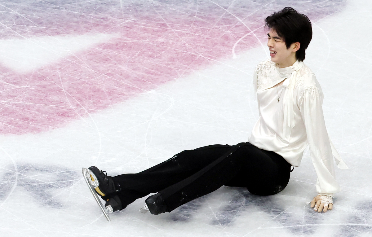 13일(현지시간) 이탈리아 밀라노 아이스 스케이팅 아레나 경기장에서 열린 2026 밀라노·코르티나담페초 동계올림픽 피겨스케이팅 남자 싱글 프리스케이팅에 출전한 차준환 선수가 연기를 마치고 있다. 뉴시스
