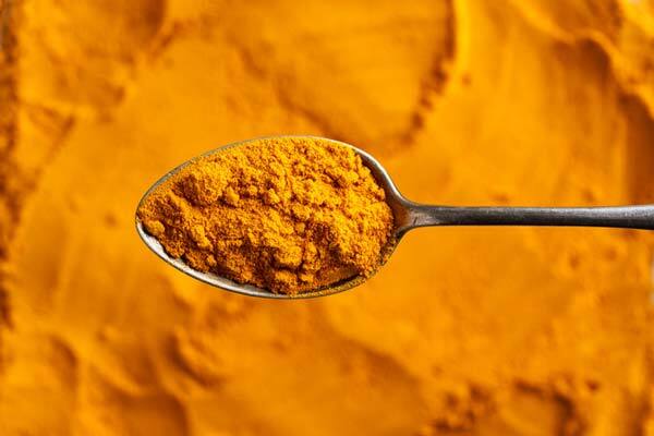 강황은 중성지방과 나쁜 콜레스테롤을 줄이는 데 효과가 있다. 사진=게티이미지뱅크