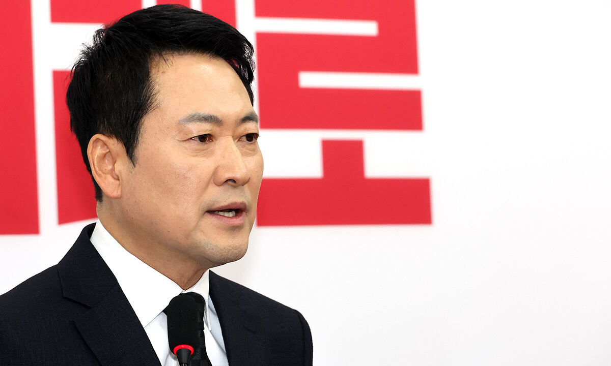 국민의힘 장동혁 대표가 지난 20일 국회에서 윤석열 전 대통령에 대한 1심 무기징역 선고 관련, 입장을 밝히고 있다. 연합뉴스