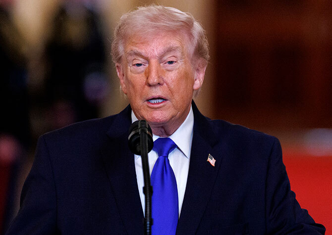 '상호관세 위법' 따른 트럼프의 새 글로벌관세 발효