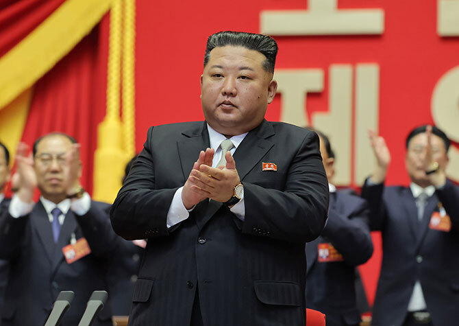 김정은 "북미관계, 미국 태도에 달려<br>동족 범주서 韓 배제"