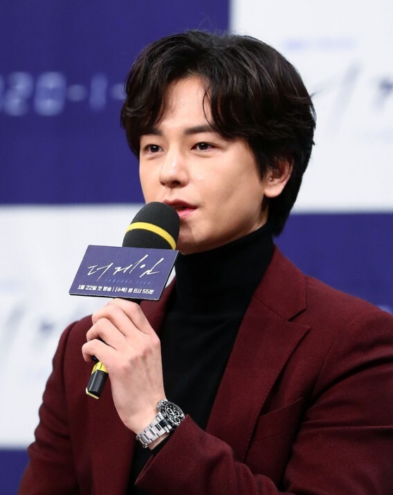 배우 임주환이 묵묵히 일했다는 목격담에 칭찬이 쏟아지고 있다.&nbsp;뉴시스