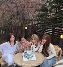 브라운아이드걸스 '데뷔 20주년' 기념샷…언니들의 여전한 우정