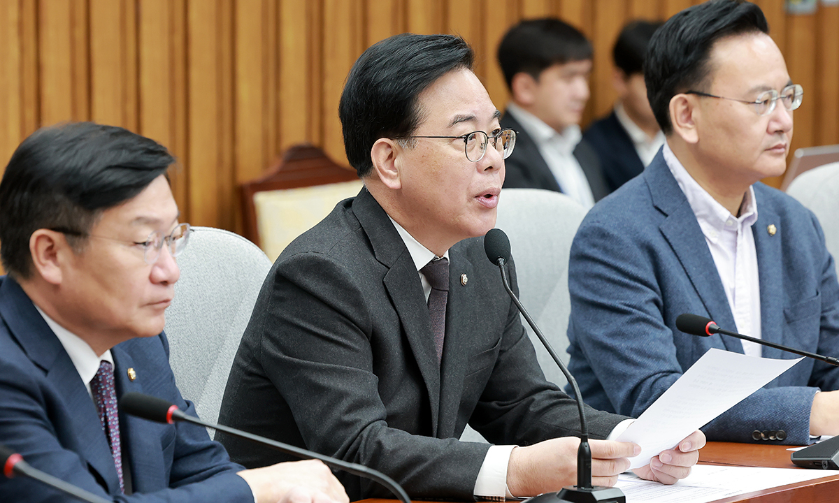 국민의힘 송언석 원내대표가 6일 국회에서 열린 원내대책회의에 참석해 발언하고 있다. 연합뉴스