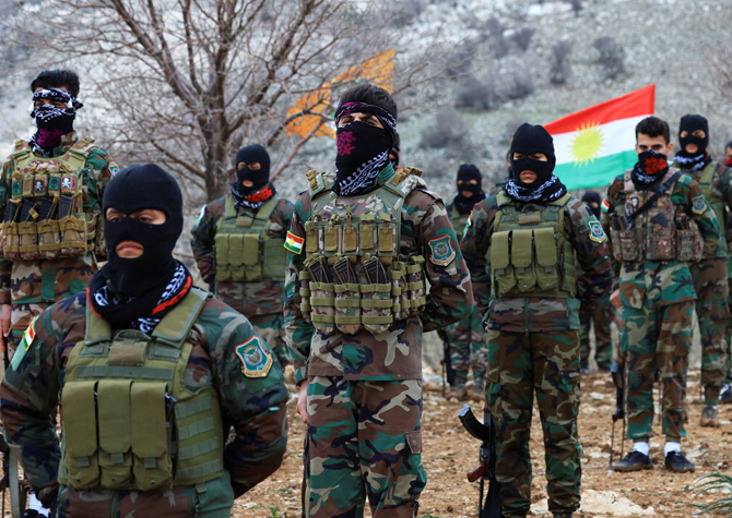 트럼프 “쿠르드족 이란전 개입 원치않아…이미 충분히 복잡”