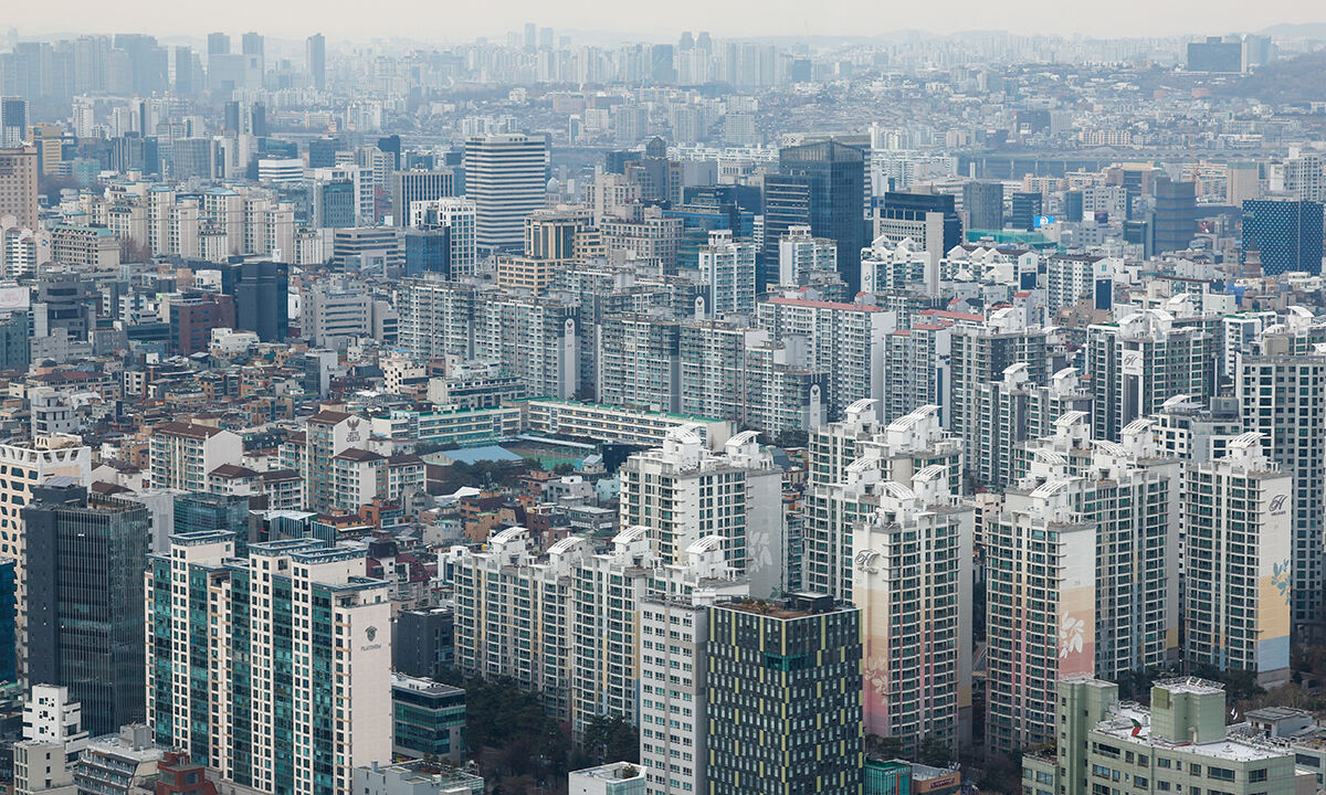서울 강남구 트레이드타워에서 바라본 도심 아파트 단지. 뉴스1