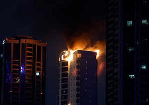 이란, 대통령 사과 몇 시간 만에 또 공격…걸프국 “보복 경고”
