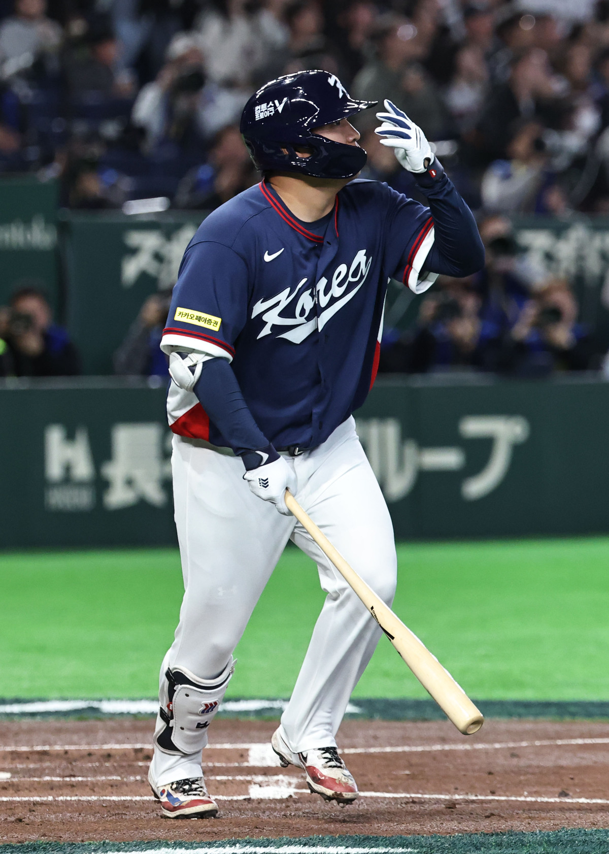 9일 일본 도쿄돔에서 열린 2026 WBC 조별리그 C조 4차전 대한민국과 호주의 경기. 2회초 무사 1루 한국 문보경이 우중간 투런 홈런을 치고 있다. 연합뉴스