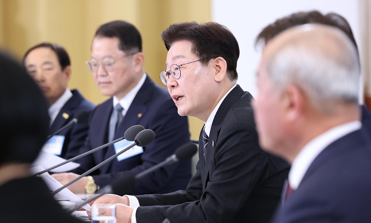 이재명 대통령이 10일 청와대에서 열린 상생을 실천하는 기업인과의 대화에서 발언을 하고 있다. 뉴시스