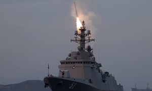 김정은, 최현호 순항미사일 발사 참관…"핵무력, 다각 운용단계"