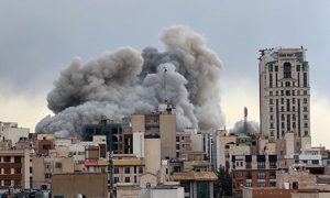 '가장 격렬한 공습' 경고 美, 테헤란 전역 폭격…"지옥 같았다"