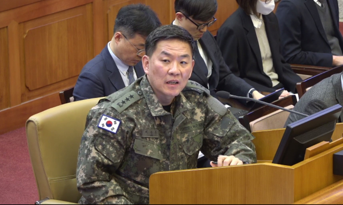 이진우 전 육군 수도방위사령관이 지난 2025년 2월 4일 서울 종로구 헌법재판소에서 열린 윤석열 대통령 탄핵심판 5차 변론에 증인으로 출석해 발언하고 있다. 헌법재판소 제공