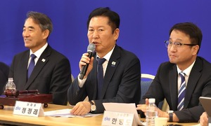 정청래 “정부 추경안, 국회 제출 즉시 처리되도록 역량 집중”