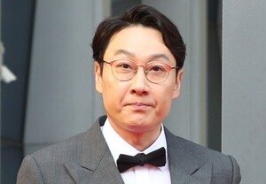 '4년 만에 방송 복귀' 이휘재, 리허설에서 '세월이 가면' 부르다 눈물