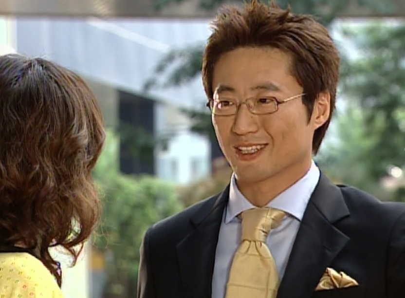 드라마 ‘파리의 연인’ 속 박신양의 모습. SBS 제공