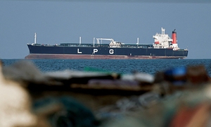 "호르무즈 통행하려면 돈 내라"...이란, 통행료 매개로 제재국 선박 선별 봉쇄 추진