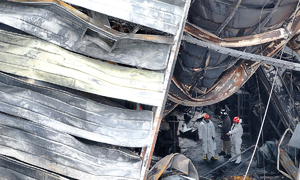 [단독] 샌드위치 패널 화재로 5년간 77명 숨졌다