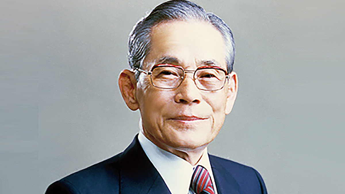 8000원짜리 메밀국수 한 그릇 앞에서 시계를 멈춰 세운 거물. 60번의 음미 뒤에 숨겨진 삼성의 운명을 가른 고요한 결단의 시간. 삼성그룹 제공