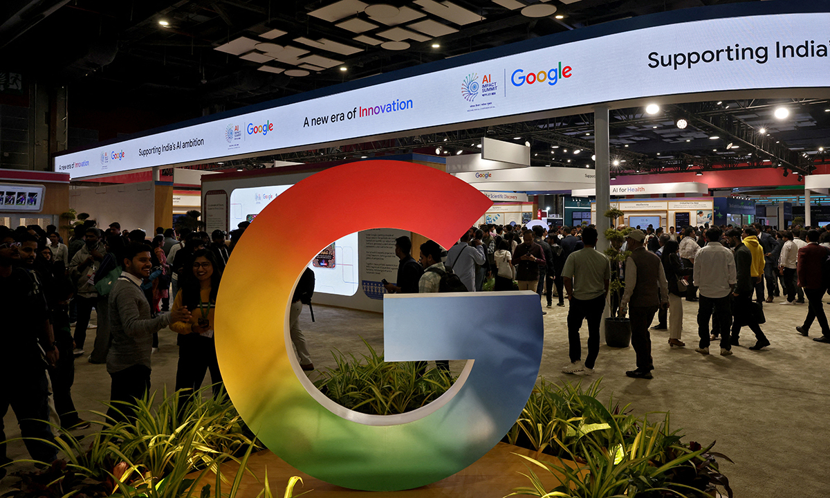 터보퀀트는 AI 프로그램이 겪고 있는 고질적인 메모리 병목 현상을 해소할 압축 기술이다. AI의 메모리 사용량을 기존 대비 획기적인 수준으로 줄여준다.&nbsp;로이터연합뉴스