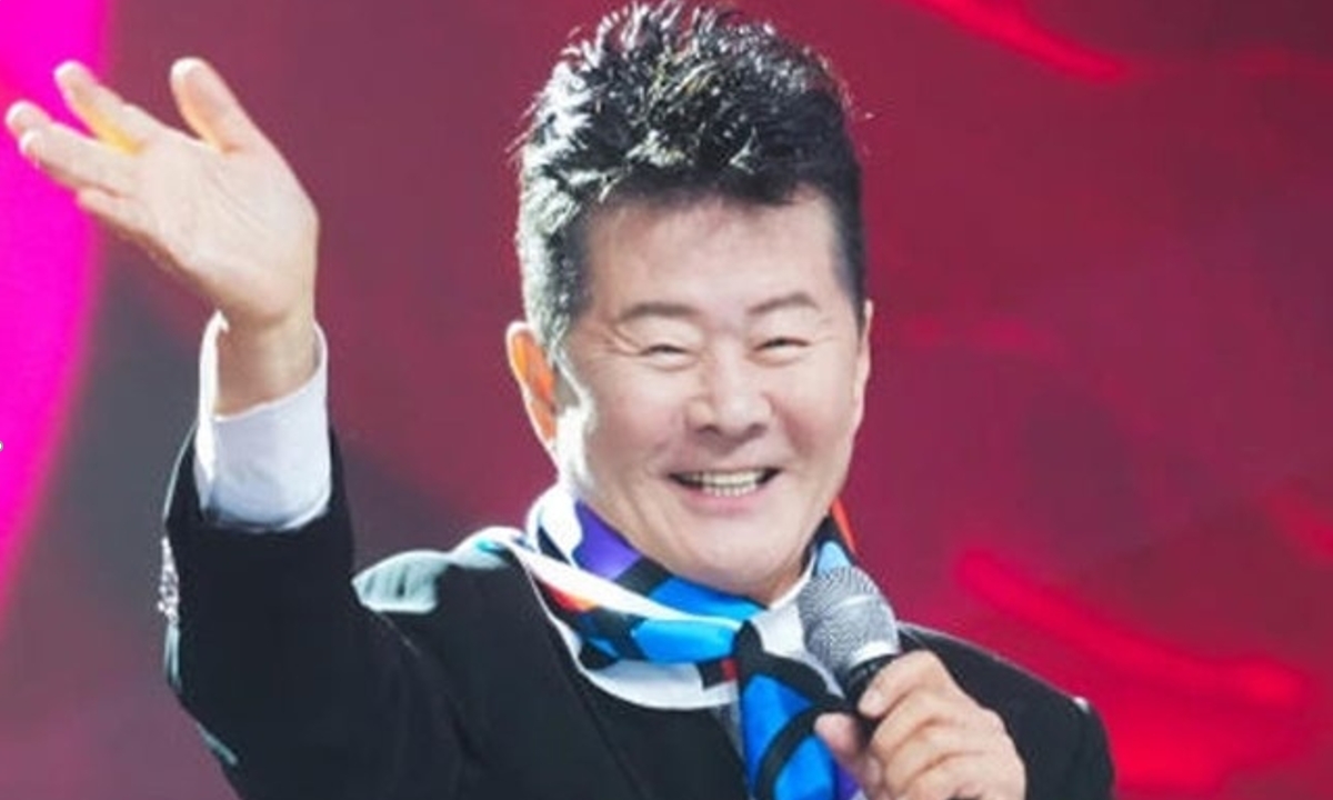 7남매 집 사주고, 아내 간병까지…태진아가 350억 건물을 매각하는 이유