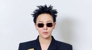 GD, '한터뮤직어워즈2025' 대상 수상…트로피 인증 샷도 독보적