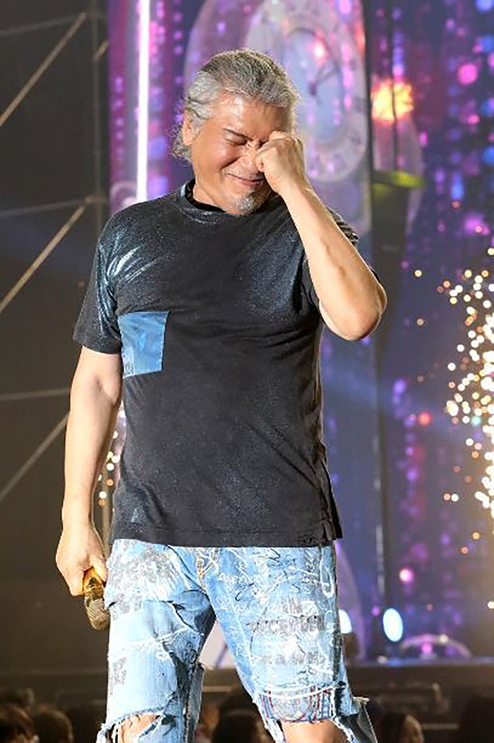 연습 때 땀을 흘리지 않으면 무대에서 피를 흘린다. 70대의 청바지가 어색하지 않은 이유는 가혹한 성실함에 있다. 세계일보 자료사진