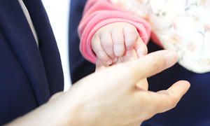 "자존감 높으면 출산의지 높아…저출생 정책에 심리지원 필요"