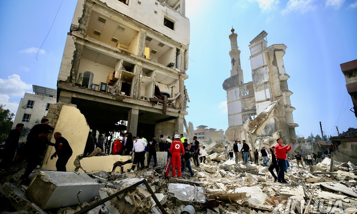 이스라엘 공습으로 파괴된 레바논의 도시. 신화연합뉴스