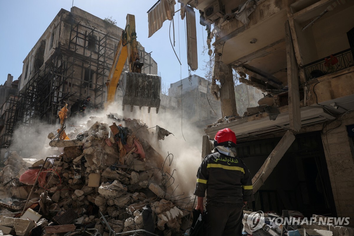 9일(현지시간) 레바논 수도 베이루트의 이스라엘 공습 피해 지역. 로이터연합뉴스