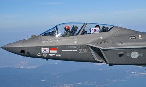 “혼자선 못 싸운다”…F-35 약점 파고든 KF-21의 반전 카드 [박수찬의 軍]