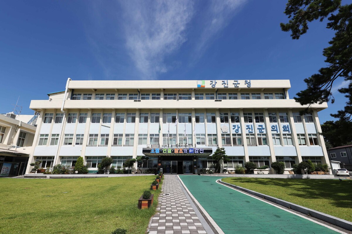 “승진하려면 ‘인사’ 해야”… 강진군 공직사회 금품 요구 의혹 파문