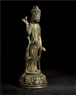 국보 제293호 부여 규암리 금동관음보살입상.