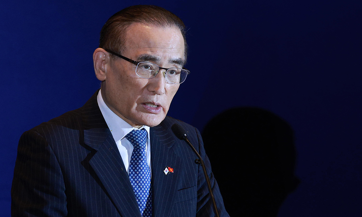 위성락 국가안보실장이 지난 23일 베트남 하노이 한 호텔의 한국프레스센터에서 이재명 대통령의 국빈방문에 관한 브리핑을 하고 있다. 연합뉴스