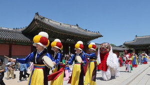 K-컬처의 원천 '2026년 봄 궁중문화축전' 인기 [한강로 사진관]