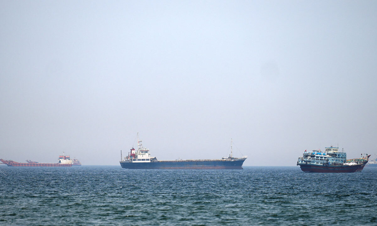 29일(현지시간) 호르무즈 해협의 선박과 보트들의 모습. 로이터연합