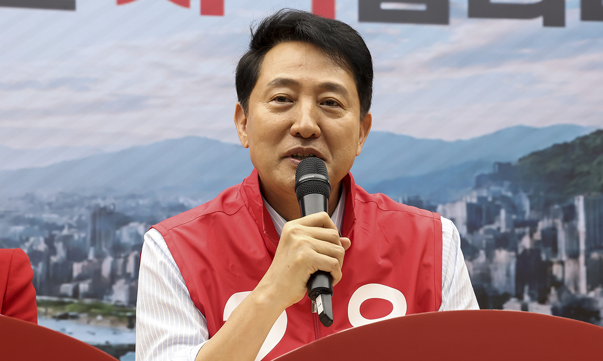 국민의힘 오세훈 서울시장 후보가 12일 서울 여의도 국민의힘 중앙당사에서 열린 서울시당 선대위 발대식 및 서울시당 선대위-서울시장 후보 연석회의에서 발언을 하고 있다. 뉴시스