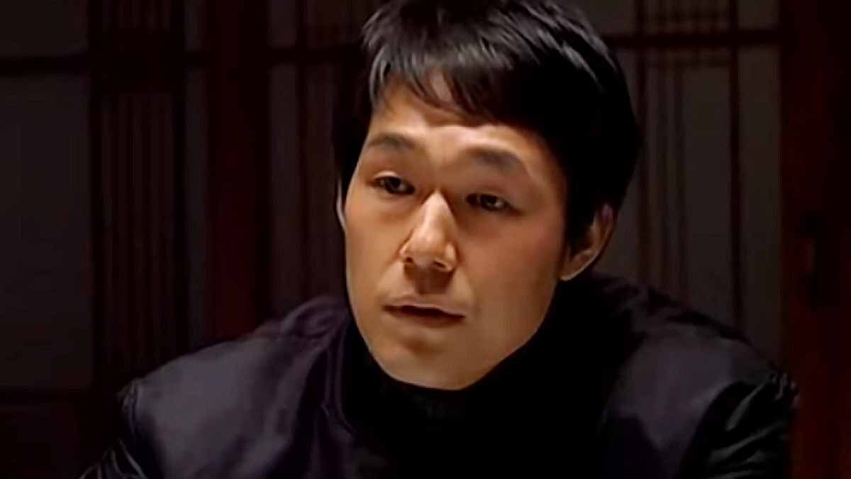 법대 졸업장을 뒤로하고 액션 스쿨 1기생으로 몸을 던졌던 무명 시절. 영화 ‘화성으로 간 사나이’ 화면 캡처