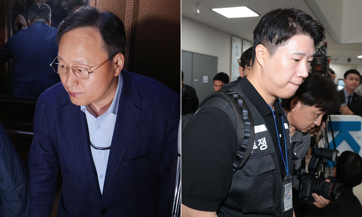 무거운 발길 삼성전자 노사가 노조의 총파업 예고일을 하루 앞둔 20일 정부세종청사 중앙노동위원회에서 열린 3차 사후조정마저 무산된 직후 노사 대표교섭위원인 최승호 초기업노조 삼성전자지부 위원장(오른쪽)과 여명구 디바이스솔루션(DS) 피플팀장이 무거운 표정으로 이동하고 있다. 세종=연합뉴스·뉴시스