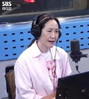 강주은 &${esc.h}34;나이 드니 피부 무관심 못 해…선크림 바르고 또 뿌려야&${esc.h}34;