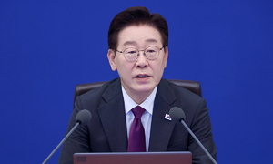 ‘노인이 빵 훔쳐야하는 도시, 모두가 죄인’… SNS 재게시로 재분배 철학 우회 강조한 李?