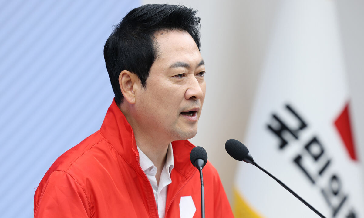 장동혁 국민의힘 대표가 31일 서울 여의도 국민의힘 당사에서 6.3 지방선거 관련 기자회견을 하고 있다. 뉴스1