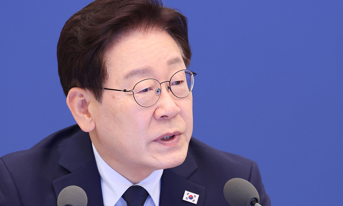 이재명 대통령이 지난 5월 28일 청와대에서 열린 수석보좌관회의에서 발언하고 있다.