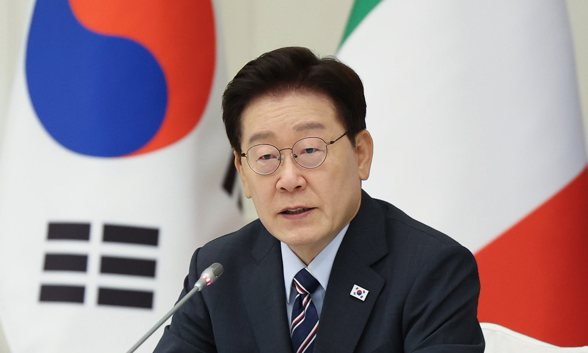 “與, 국민 전체 향해야”… 李대통령, 鄭조준