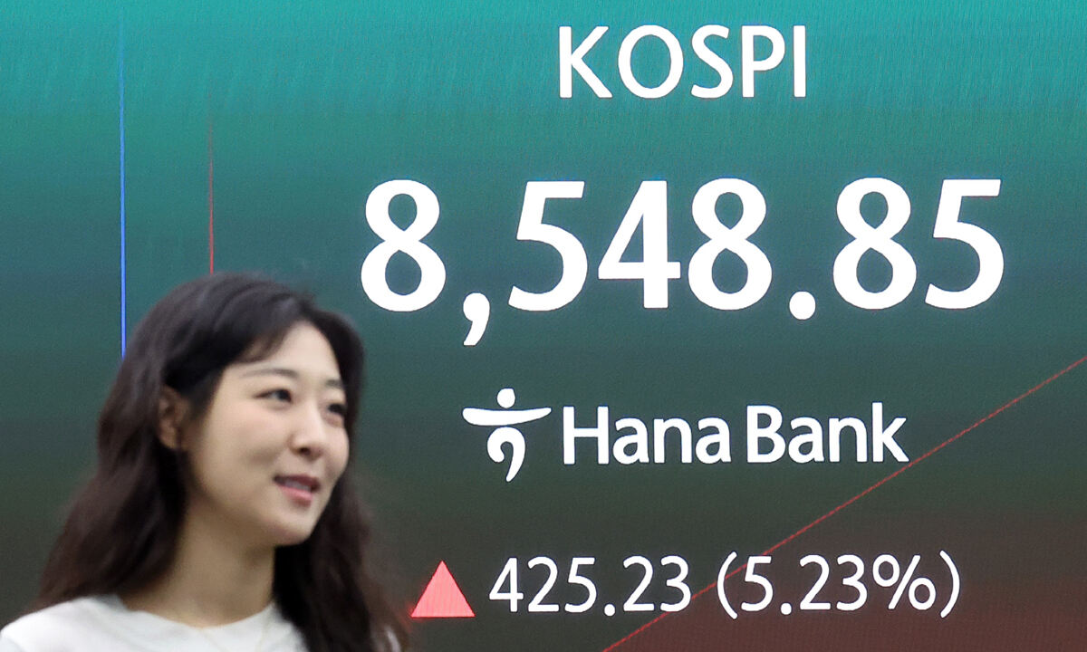 전쟁 먹구름 걷히자 급등…코스피 5.2%↑ 8,500선 회복
