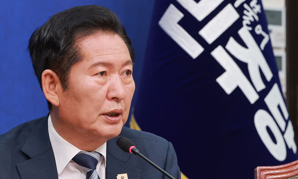 정청래 “민주주의는 1인 1투표권 얻기 위해 피 흘린 역사”