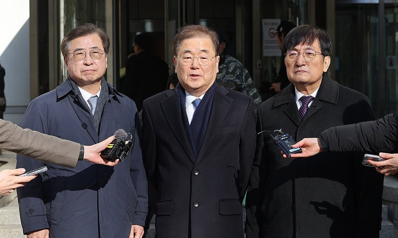 검찰, '탈북 어민 강제 북송' 정의용·서훈 항소심서 징역형 구형
